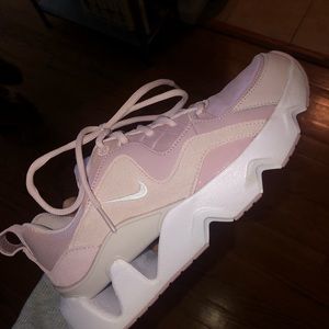 Women’s Nike Ryz 365